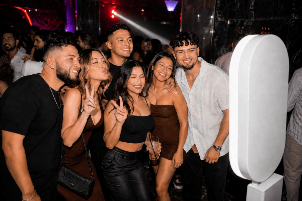 Photo Booth Visalia luxury photo booth by Glow & Gather