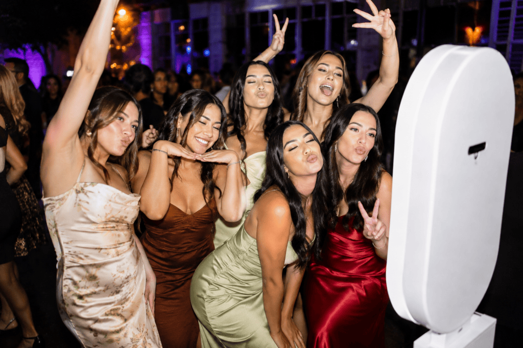 Photo Booth Visalia luxury photo booth by Glow & Gather